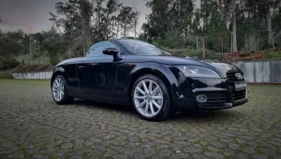 Sell Audi TT Roadster 2011 - 19500 EUR, 52000 km - AUTO.MOTO.pt