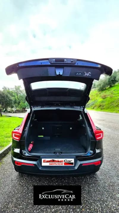 Vendo Volvo XC 40 2021 - 29900 EUR, 134000 km - AUTO.MOTO.pt