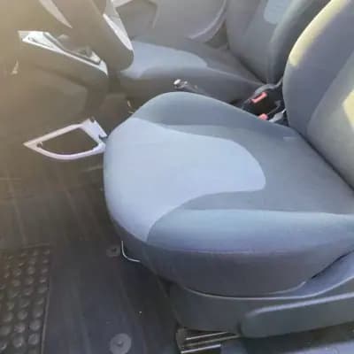 Vendo Ford KA 2013 - 7990 EUR, 129000 km - AUTO.MOTO.pt