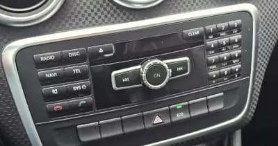 Sell Mercedes-Benz A 180 2013 - 16500 EUR, 150000 km - AUTO.MOTO.pt