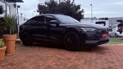 Sell Audi e-tron Sportback 2020 - 31990 EUR, 80000 km - AUTO.MOTO.pt