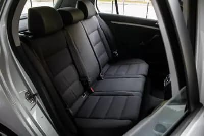 Vendo Volkswagen Golf 2003 - 4900 EUR, 208740 km - AUTO.MOTO.pt