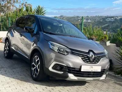 Vendo Renault Captur 2019 - 16990 EUR, 90898 km - AUTO.MOTO.pt