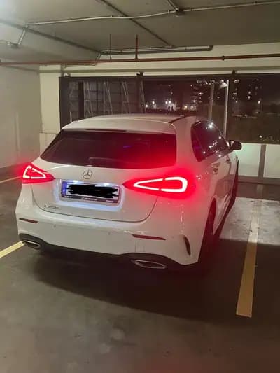 Vendo Mercedes-Benz A 250 2021 - 31700 EUR, 120000 km - AUTO.MOTO.pt