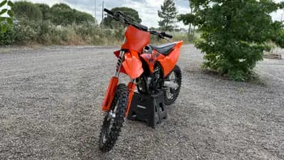 Sell KTM SX 250 F 2025 - 9300 EUR, 18 km - AUTO.MOTO.pt