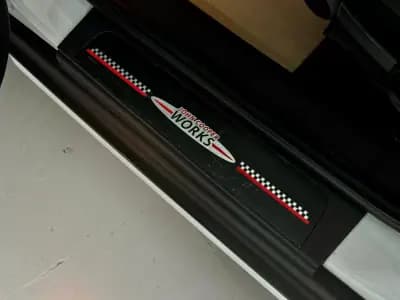 Vendo MINI Countryman 2016 - 14250 EUR, 109000 km - AUTO.MOTO.pt