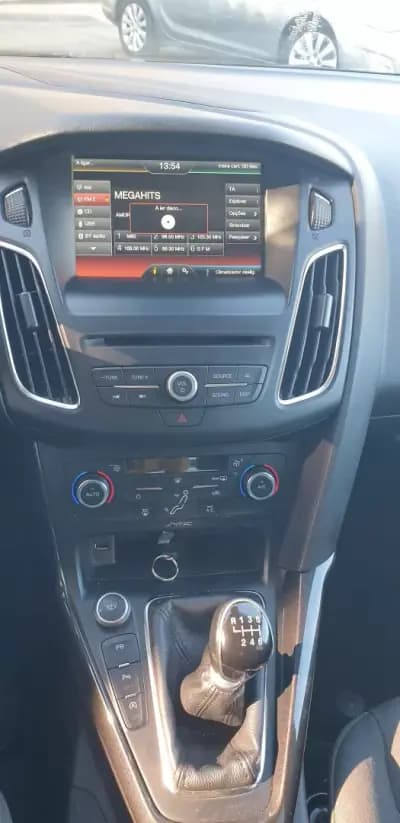 Sell Ford Focus 2015 - 8750 EUR, 162170 km - AUTO.MOTO.pt