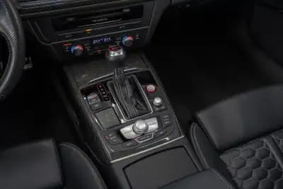 Vendo Audi RS6 Avant 2019 - 99950 EUR, 21800 km - AUTO.MOTO.pt