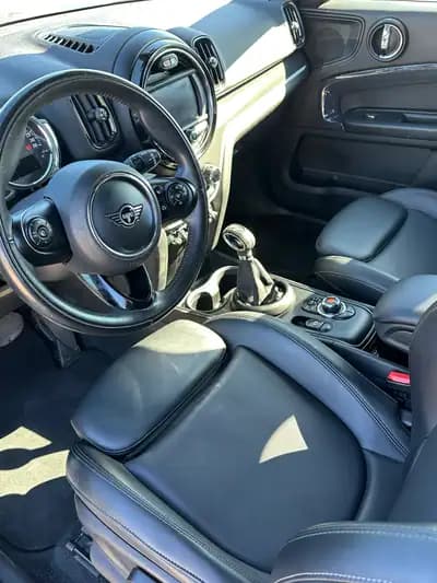 Vendo MINI Countryman 2020 - 25000 EUR, 81000 km - AUTO.MOTO.pt