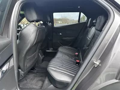 Vendo Peugeot 2008 2021 - 17900 EUR, 95000 km - AUTO.MOTO.pt