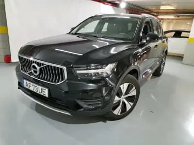 Vendo Volvo XC 40 2021 - 25990 EUR, 84341 km - AUTO.MOTO.pt