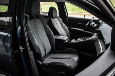 Sell Peugeot 3008 2021 - 19980 EUR, 119707 km - AUTO.MOTO.pt