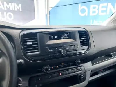 Vendo Peugeot Expert 2020 - 17900 EUR, 114457 km - AUTO.MOTO.pt