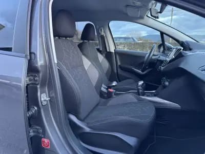 Sell Peugeot 2008 2016 - 12990 EUR, 160000 km - AUTO.MOTO.pt