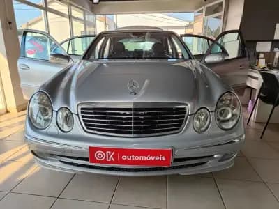 Vendo Mercedes-Benz E 220 2003 - 5500 EUR, 500000 km - AUTO.MOTO.pt
