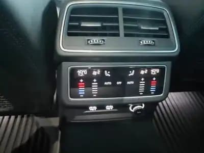 Vendo Audi A6 2018 - 26950 EUR, 198000 km - AUTO.MOTO.pt