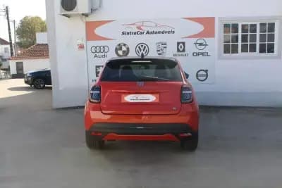 Vendo Fiat 600e 2023 - 29980 EUR, 7039 km - AUTO.MOTO.pt