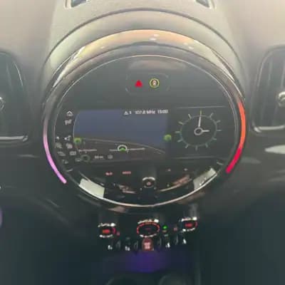 Vendo MINI Countryman 2021 - 29990 EUR, 60000 km - AUTO.MOTO.pt