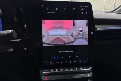 Vendo Renault Mégane E-Tech 2023 - 24450 EUR, 60913 km - AUTO.MOTO.pt