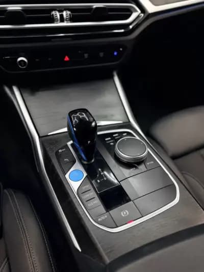 Sell BMW i4 2022 - 34500 EUR, 168000 km - AUTO.MOTO.pt