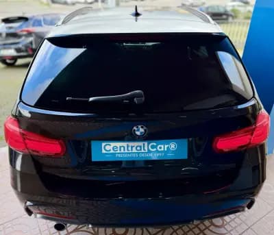 Vendo BMW 318 2016 - 17950 EUR, 172000 km - AUTO.MOTO.pt