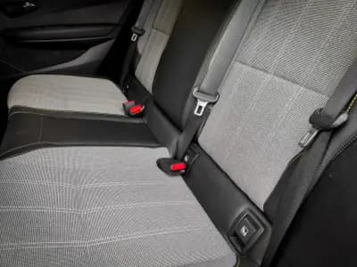 Vendo Renault Mégane E-Tech 2023 - 26500 EUR, 45000 km - AUTO.MOTO.pt