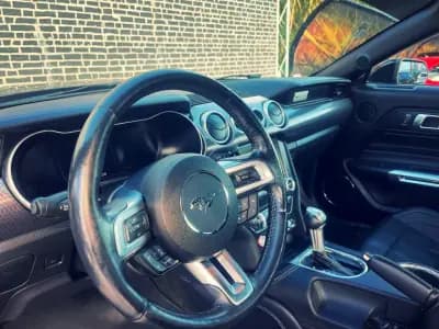 Vendo Ford Mustang 2018 - 41900 EUR, 109000 km - AUTO.MOTO.pt