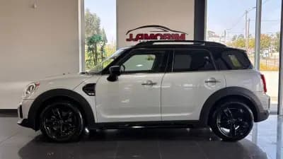 Vendo MINI Countryman 2022 - 28999 EUR, 43121 km - AUTO.MOTO.pt
