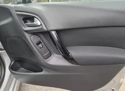 Vendo Citroën C3 2015 - 9990 EUR, 112000 km - AUTO.MOTO.pt