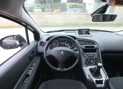 Vendo Peugeot 5008 2015 - 7450 EUR, 221000 km - AUTO.MOTO.pt