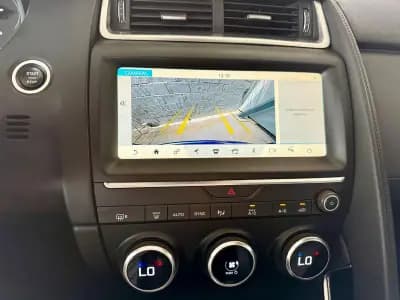 Vendo Jaguar E-Pace 2018 - 27990 EUR, 120110 km - AUTO.MOTO.pt