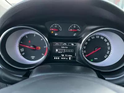 Sell Opel Astra 2016 - 13990 EUR, 190000 km - AUTO.MOTO.pt