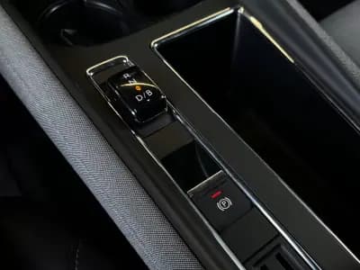 Vendo Skoda Enyaq 2021 - 22990 EUR, 105700 km - AUTO.MOTO.pt