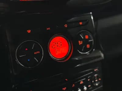 Vendo Citroën DS3 2010 - 8490 EUR, 162463 km - AUTO.MOTO.pt