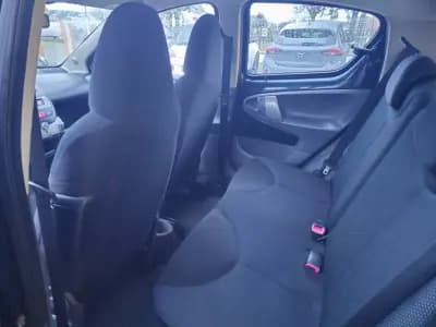 Sell Toyota Aygo 2011 - 6990 EUR, 169000 km - AUTO.MOTO.pt