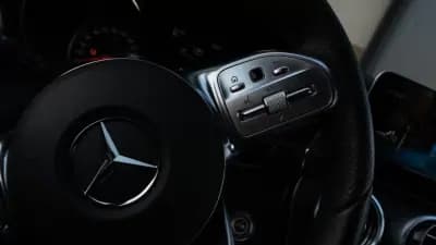 Sell Mercedes-Benz C 220 2020 - 29000 EUR, 169000 km - AUTO.MOTO.pt