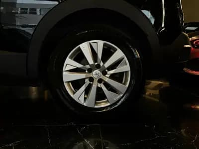 Vendo Peugeot 3008 2021 - 19990 EUR, 107500 km - AUTO.MOTO.pt