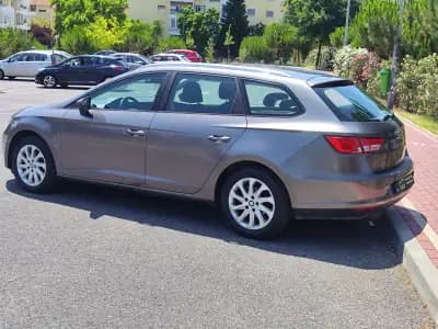 Vendo SEAT Leon ST 2014 - 9480 EUR, 198000 km - AUTO.MOTO.pt