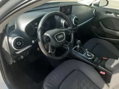 Vendo Audi A3 Sportback 2013 - 13000 EUR, 193468 km - AUTO.MOTO.pt