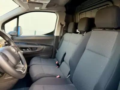 Sell Toyota Proace 2024 - 17450 EUR, 82000 km - AUTO.MOTO.pt