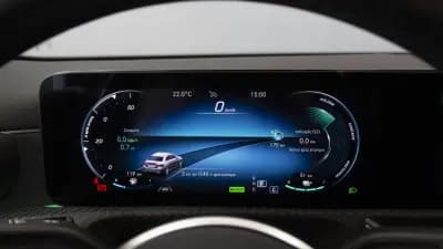 Vendo Mercedes-Benz A 250e Limousine 2021 - 25900 EUR, 102000 km - AUTO.MOTO.pt