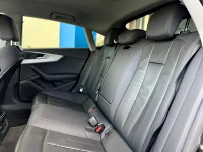 Vendo Audi A5 Sportback 2020 - 32950 EUR, 127000 km - AUTO.MOTO.pt