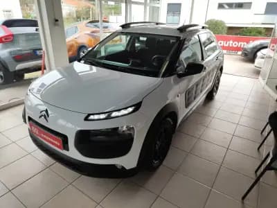 Vendo Citroën C4 Cactus 2018 - 9150 EUR, 106600 km - AUTO.MOTO.pt