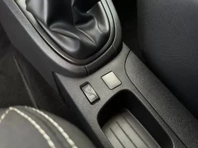 Sell Renault Clio 2016 - 9990 EUR, 114000 km - AUTO.MOTO.pt