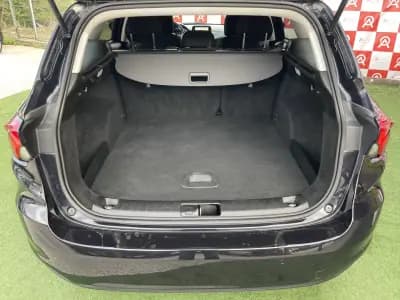 Vendo Fiat Tipo Station Wagon 2017 - 10990 EUR, 176247 km - AUTO.MOTO.pt