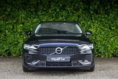 Vendo Volvo V60 2021 - 33900 EUR, 88100 km - AUTO.MOTO.pt