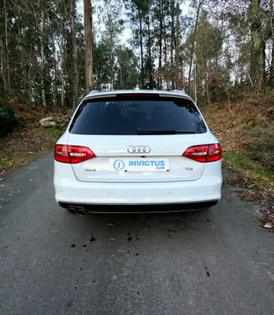 Vendo Audi A4 Avant 2014 - 16990 EUR, 167000 km - AUTO.MOTO.pt