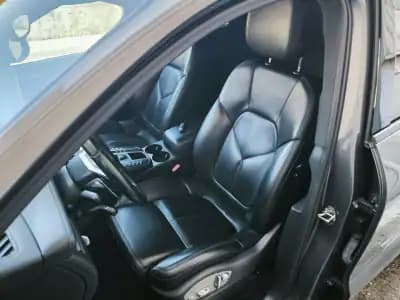 Vendo Porsche Macan 2014 - 42950 EUR, 177239 km - AUTO.MOTO.pt