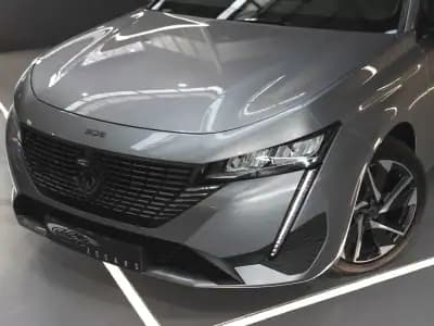 Vendo Peugeot 308 2024 - 26990 EUR, 16000 km - AUTO.MOTO.pt