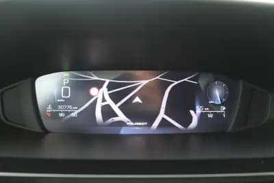 Vendo Peugeot 408 2024 - 24600 EUR, 30776 km - AUTO.MOTO.pt